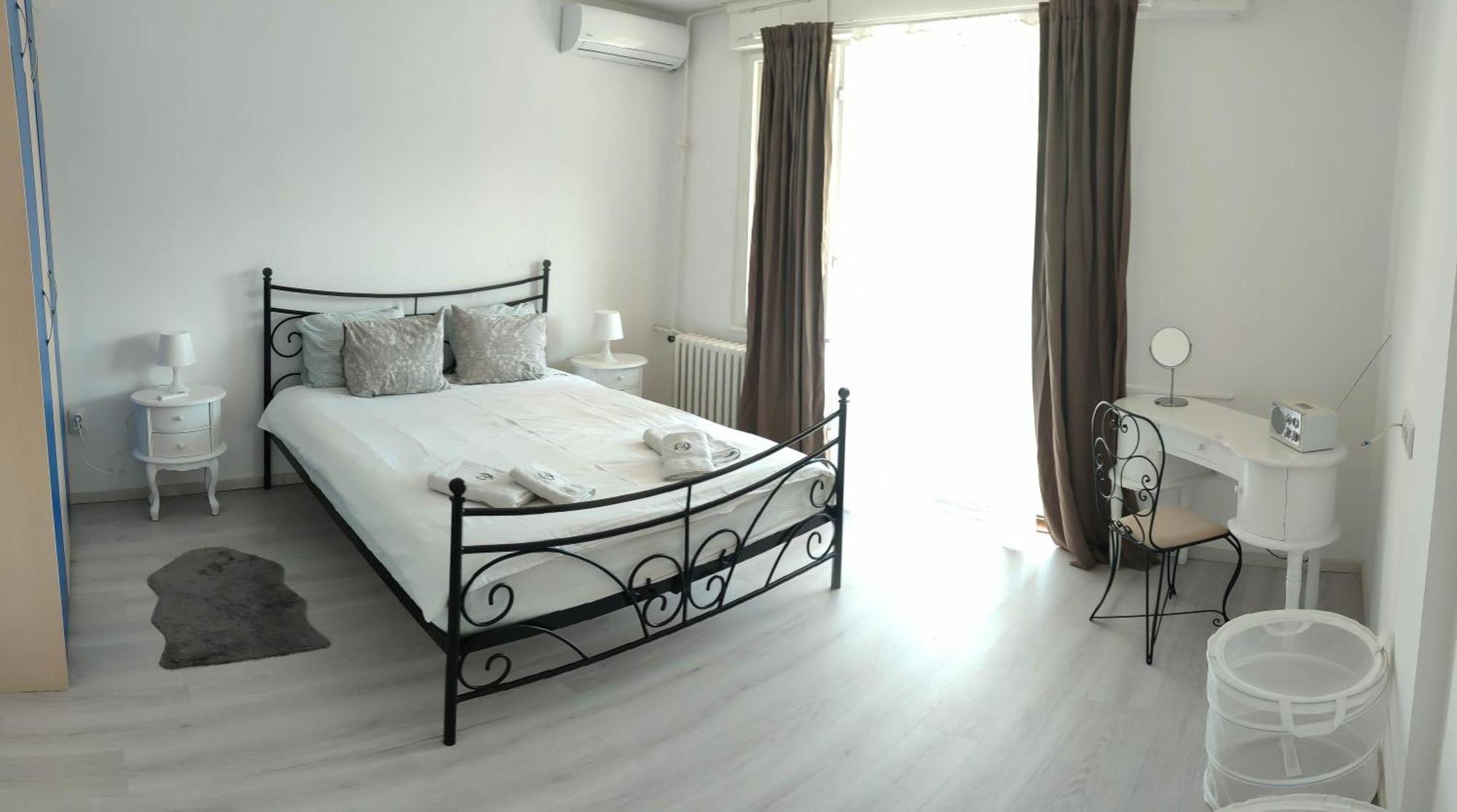 Apartment 51 - Bright, Spacious, Lux 1 Bedroom In The City Center - Stari Grad Белград Екстер'єр фото